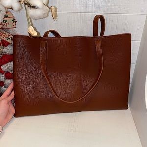 Vince Camuto bag ✨